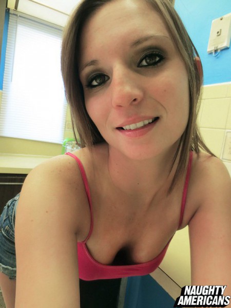 Dahlia Taylor